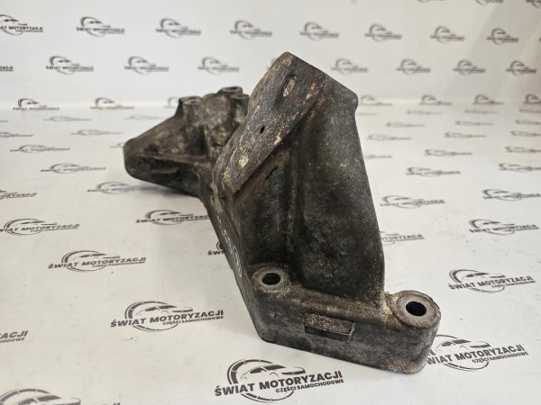 IVECO 2.3 HPI JTD F1AF0481B 116KM łapa silnika 500376601 - obrazek 4
