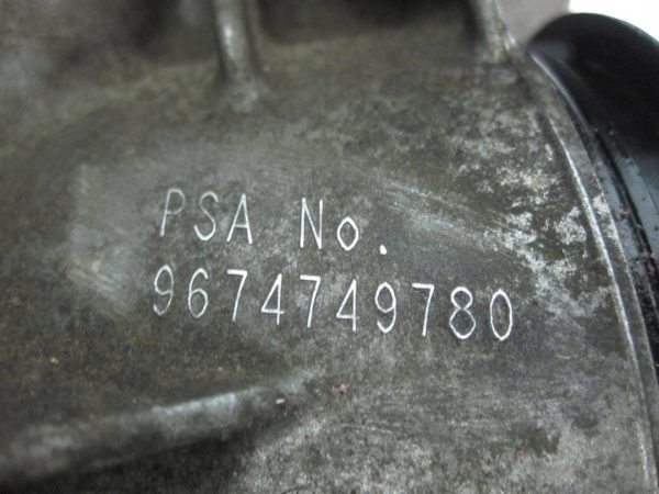 JAGUAR XF 2.2 D 14r obudowa filtra oleju chłodniczka oleju CX236L625AA - obrazek 7
