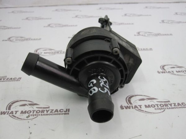 JAGUAR XF 2.2 D 14r pompa obiegu wody CX23-18D473-AC - obrazek 2