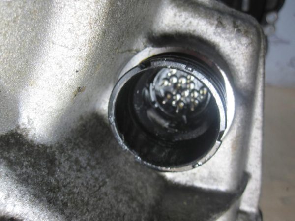 JAGUAR XF 2.7 TD V6 207KM 09r Skrzynia biegów ze sprzęgłem 8X23-7000-AD - obrazek 8