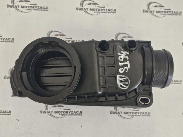 JAGUAR XF 3.0 D 306DT 13r. rura dolot powietrza 4R8Q-6K770-AE 4R8Q6K770AE - obrazek 2