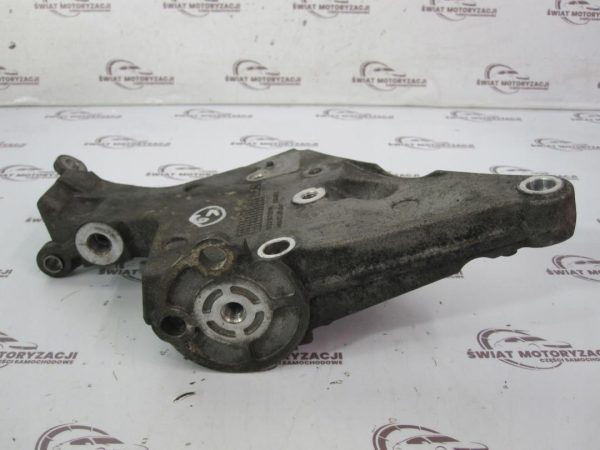JAGUAR XF 3.0 D łapa mocowanie pompy 9X23-3K738-BA - obrazek 2