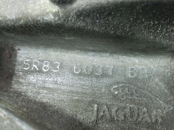JAGUAR XF 3.0 D łapa wspornik silnika 5R836037BB - obrazek 5