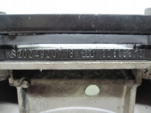 MERCEDES C 2.2 CDI 06R. A1402421340 Łapa skrzyni biegów - obrazek 3