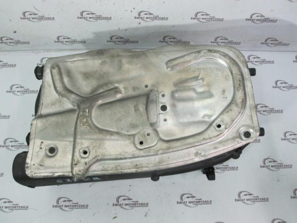 MERCEDES C 2.2 CDI 12r filtr powietrza A6510901101 A6510940320 - obrazek 3