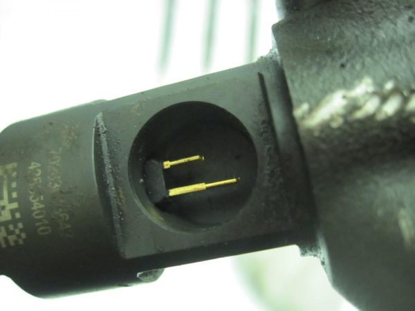 MERCEDES C 2.2 CDI 651.911 wtryskiwacz A6510704987 - obrazek 2