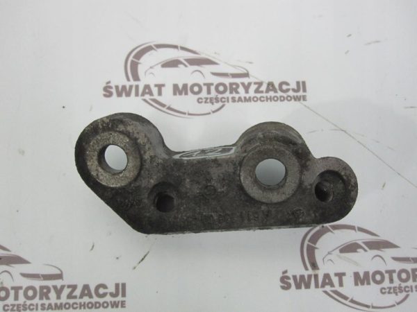 MERCEDES CLC 2.2 CDI 646.963 10r łapa mocowanie pompy A6112360045 - obrazek 3