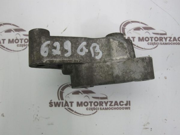 MERCEDES CLC 2.2 CDI 646.963 10r łapa wspornik silnika A6110782741 - obrazek 2