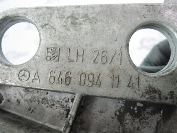 MERCEDES CLC 2.2 CDI 646.963 10r łapa wspornik silnika A6460941141 - obrazek 4