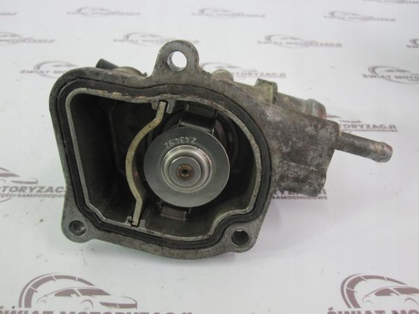 MERCEDES CLC 2.2 CDI 646.963 10r obudowa termostatu A64620015 - obrazek 2