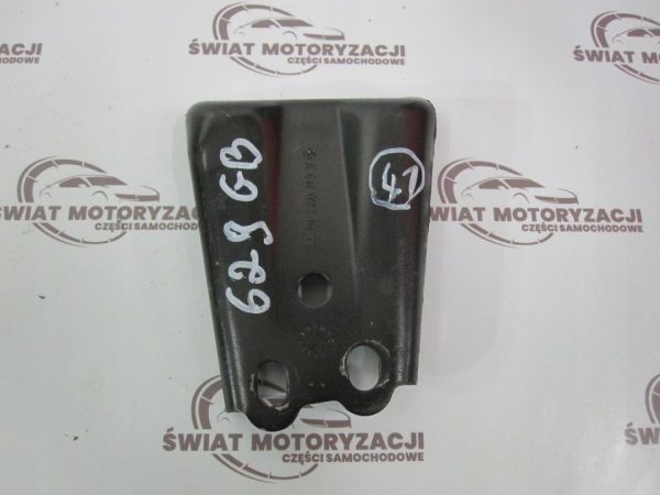 MERCEDES CLC 2.2 CDI 646.963 wspornik mocowanie przepustnicy A6110981629 - obrazek 3