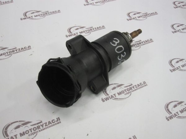 Mercedes CLK 1.8i 06r króciec obudowa termostatu A2712030602 - obrazek 2