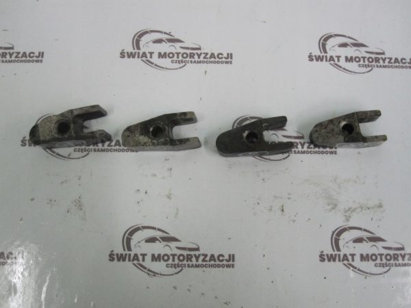 MERCEDES CLK W209 W203 2.2 CDI 08r mocowanie stopka wtrysku - obrazek 3