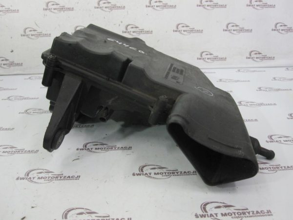 MERCEDES E 3.0 CDI 06r obudowa filtra powietrza A6420940304 A6420901901
