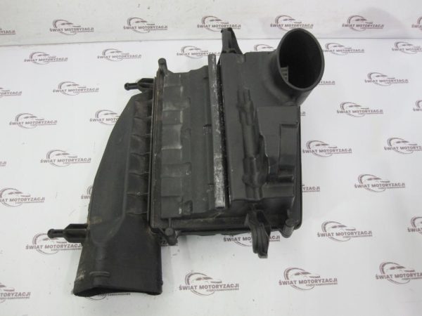MERCEDES E 3.0 CDI 06r obudowa filtra powietrza A6420940304 A6420901901 - obrazek 2