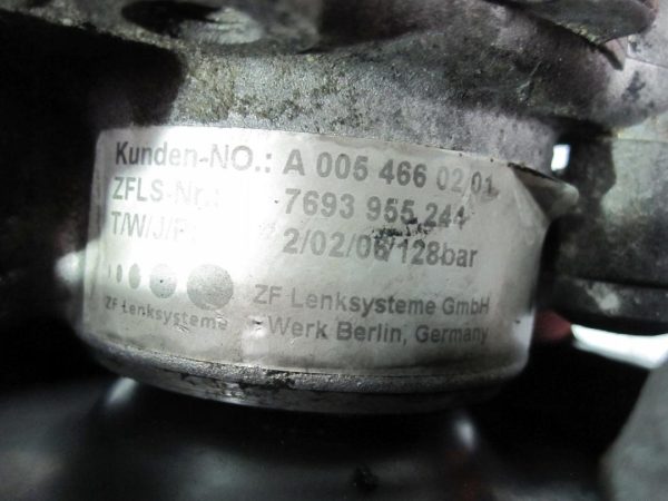 MERCEDES E 3.0 CDI 06r pompa wspomagania A0054660201 - obrazek 7