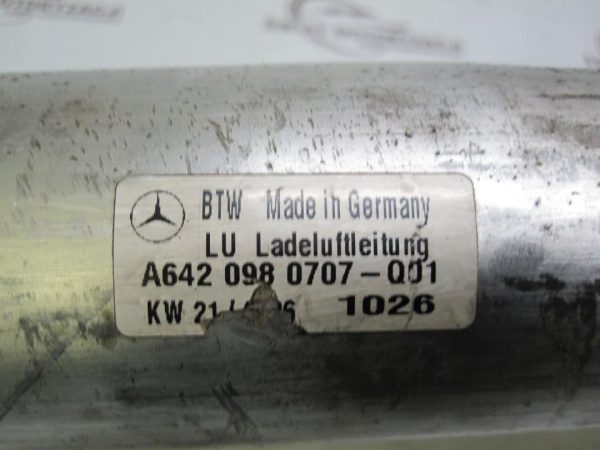 Mercedes E 3.0 CDI V6 225KM 642.920 tłumik szmerów A6421400687 - obrazek 4