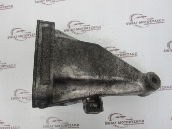 Mercedes Vito 639 2.2 CDI 08r łapa wspornik A6462230804