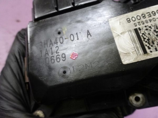 NISSAN MICRA 1.2 12V 98KM HR12 3HA40-01A 77806E8008 PRZEPUSTNICA - obrazek 5