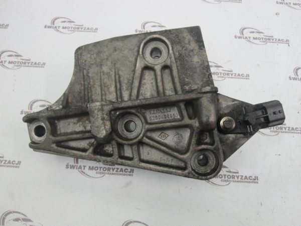 NISSAN NV200 1.5 DCI 10r mocowanie łapa silnika 8200408663
