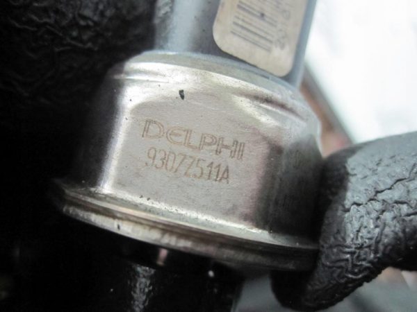 NISSAN NV200 1.5 DCI 10r rozdzielacz paliwa 93077511A 8200584034 - obrazek 5