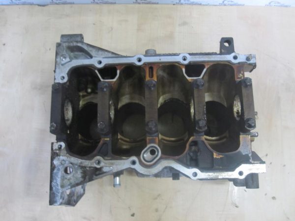NISSAN QASHQAI 1.6 B HR16DE 115KM blok silnika nominalny ED3 - obrazek 4