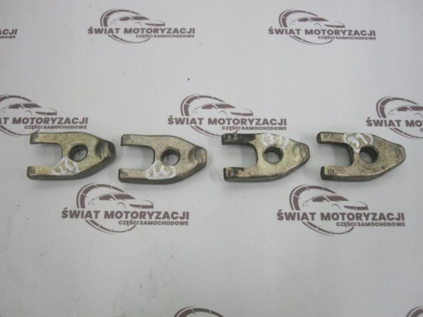 NISSAN QASHQAI 2.0 DCI 08r mocowanie stopka wtrysku - obrazek 3