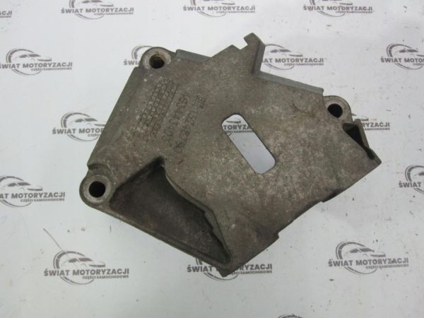 Opel Corsa 1.2 16V A12XER 85KM łapa silnika 13248790 - obrazek 5
