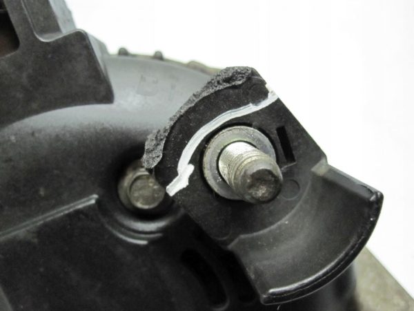 Opel Corsa 1.2 16V B12XER 15R. 70KM 13585666B MS1042119930 Alternator - obrazek 5