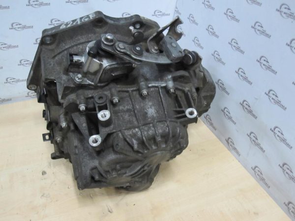 OPEL ZAFIRA 1.7 CDTI 15r A17DTR 110KM Skrzynia biegów 55569878 55194293 - obrazek 3