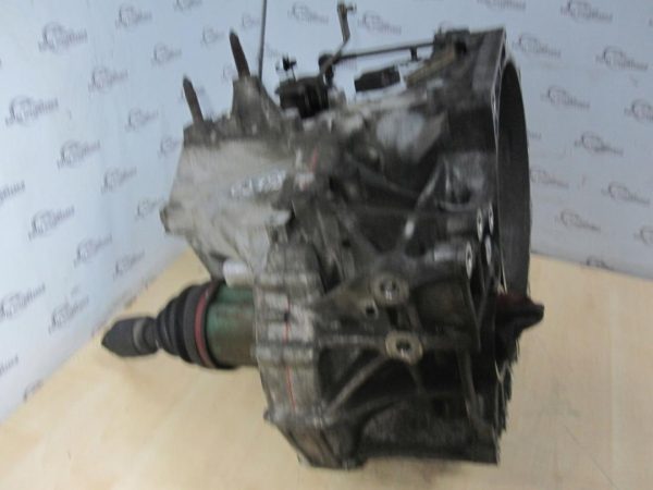 Outlander 2.0 DI-D 4X4 07r 140KM 152tys Manualna skrzynia biegów AISIN
