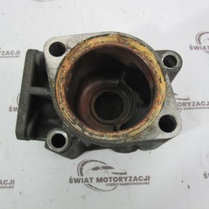 PAJERO 3.0 B V6 97r obudowa termostatu