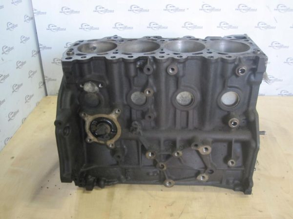PATHFINDER NAVARA 2.5 DCI YD25 DDTI 09R. 175KM 4x4 blok silnika nominalny - obrazek 7