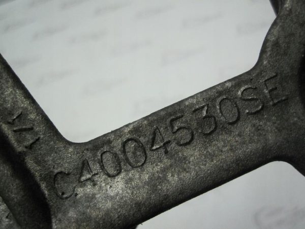 Peugeot 208 1.0 B VTI ZM01 68KM 9676865580 ŁAPA MOCOWANIE ALTERNATORA - obrazek 3