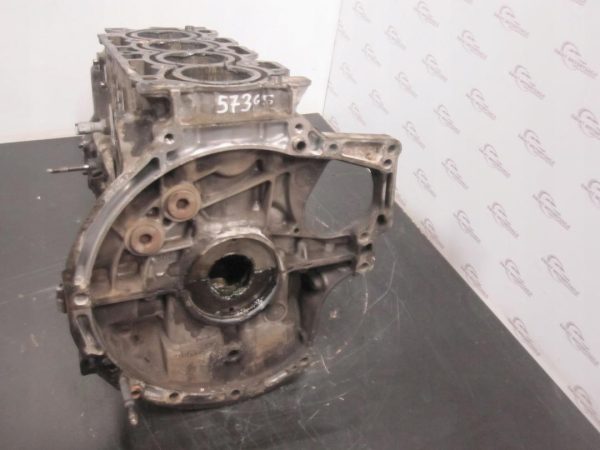 Peugeot 208 1.4 E-HDI 14r 68KM 8H01 94tys 9372589480 BLOK SILNIKA NOMINALNY