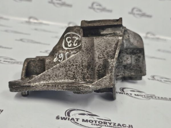 PEUGEOT 208 2008 C3 1.2 VTI HM01 13r łapa mocowanie alternatora 9812038180 - obrazek 4
