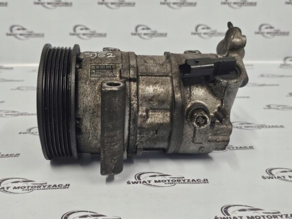PEUGEOT 208 2008 C3 1.2 VTI HM01 13r sprężarka klimatyzacji 9822184980
