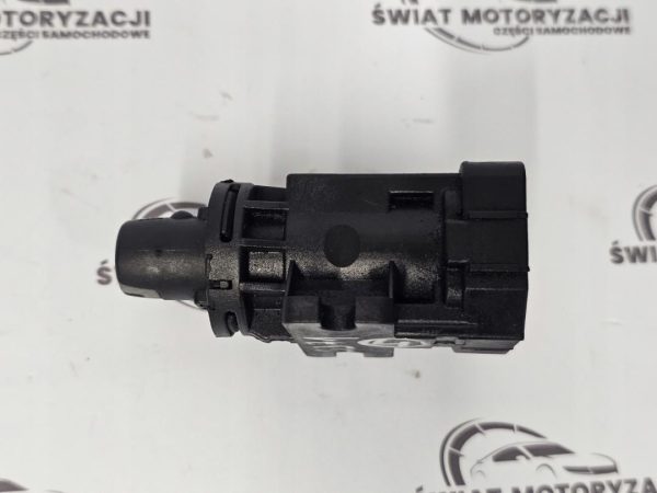 Peugeot 308 1.6 E-HDI BHY 100KM zawór podciśnienia 9811643880 - obrazek 3