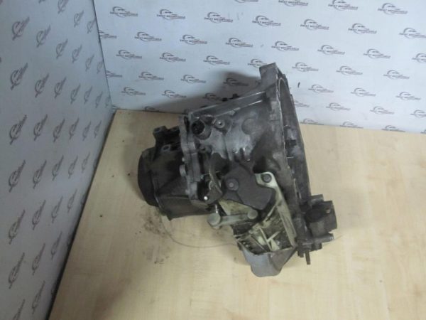 PEUGEOT CITROEN 1.6 E-HDI 9H06 1DJBCL 90KM 132tys Skrzynia biegów 20DP72