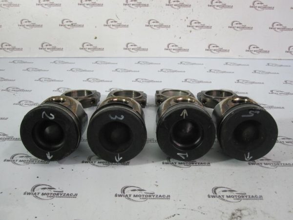 QASHQAI VIVARO TRAFIC 2.0 DCI M9R tłok korbowód 10653