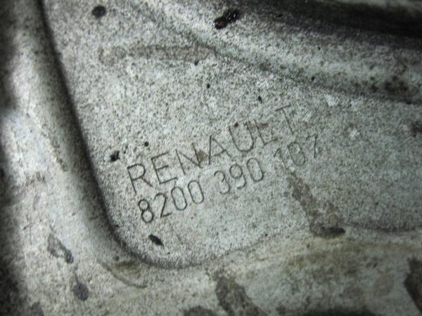 QASHQAI VIVARO TRAFIC 2.0 DCI M9R uszczelniacz wału 8200390107 - obrazek 2