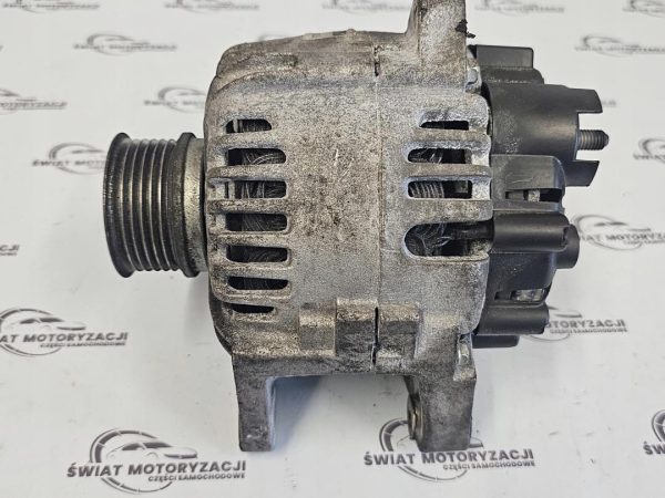 SCENIC 1.6 16V K4M858 110KM 10r alternator LRA03222