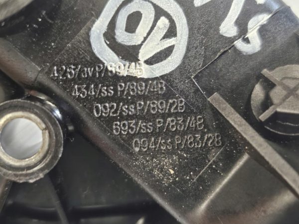 SCENIC 1.6 16V K4M858 110KM 10r termostat z obudową - obrazek 6