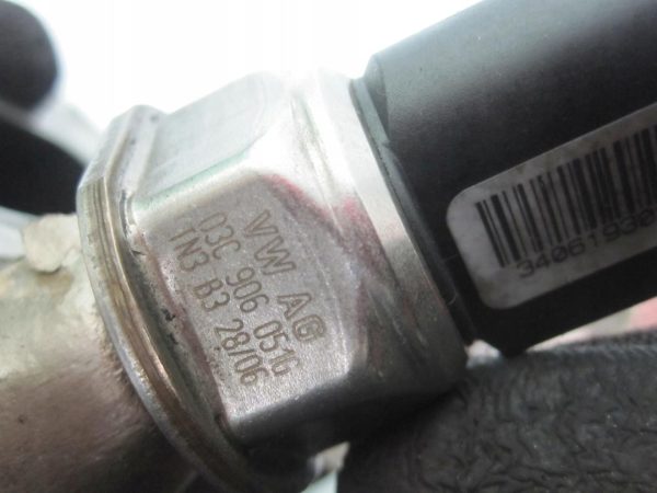 SEAT SKODA AUDI 1.6 FSI BLF listwa wtryskowa GK00266 03C906051G - obrazek 2