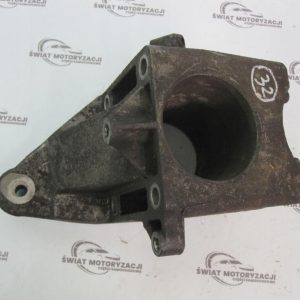 Sprinter W906 2.2 CDI 646985 646.985 10R łapa silnika A6462230404