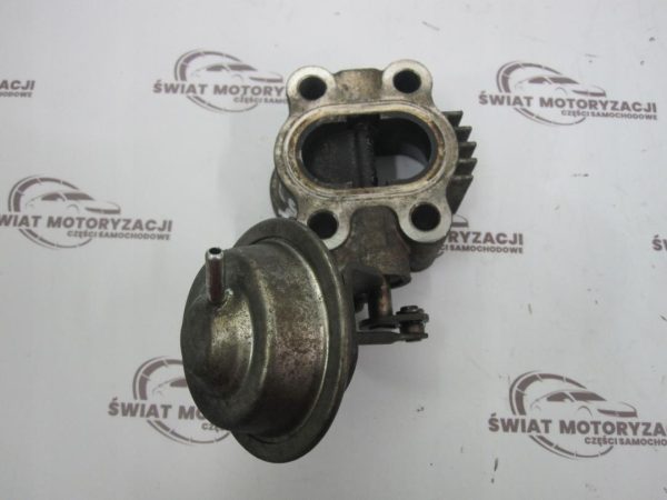 Toyota Avensis T27 2.2 D4D 2AD 2AD-FHU 150KM 121ty zawór EGR - obrazek 3