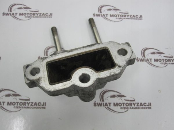 Toyota Avensis T27 2.2 D4D 2AD-FHU 11r łapa wspornik silnika