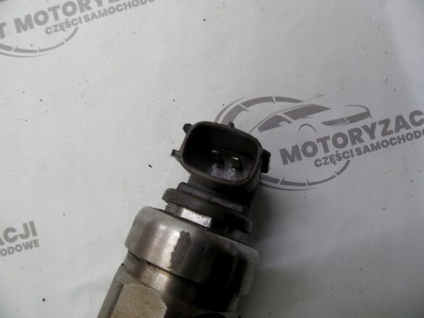 Toyota RAV4 RAV-4 III 2.2 D4D WTRYSKIWACZ WTRYSK 23670-0R020 - obrazek 2