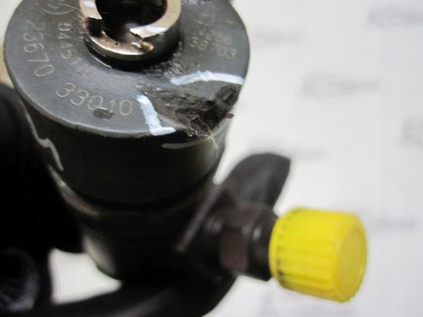 TOYOTA YARIS 2 II 1.4 D-4D 90KM Wtryskiwacz wtrysk 0445110085 - obrazek 4