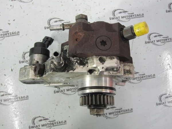 TRAFIC VIVARO 2.0 DCI M9R780 115KM pompa wtryskowa 0445010099 8200680077